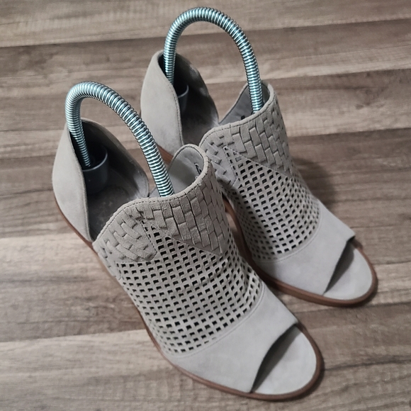 Vince Camuto Fritzey Perforated Peep Toe Bootie - Picture 3 of 10